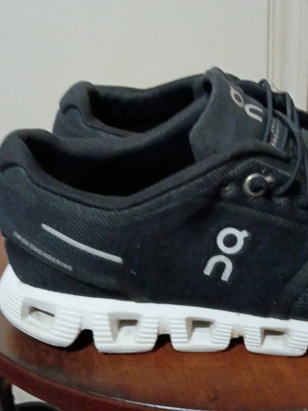 On Cloud 5 Shoes Mens Size 8 Black Running Athletic Sneakers 59.98919